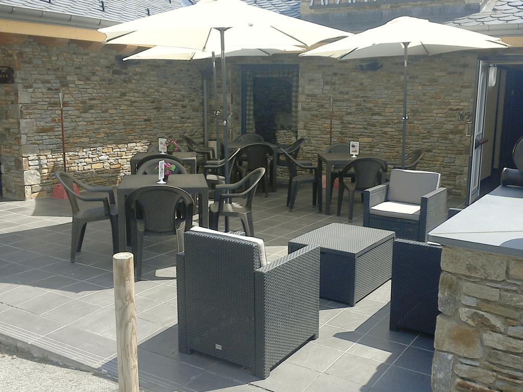 Aparthotel Rialb El Serrat Bagian luar foto
