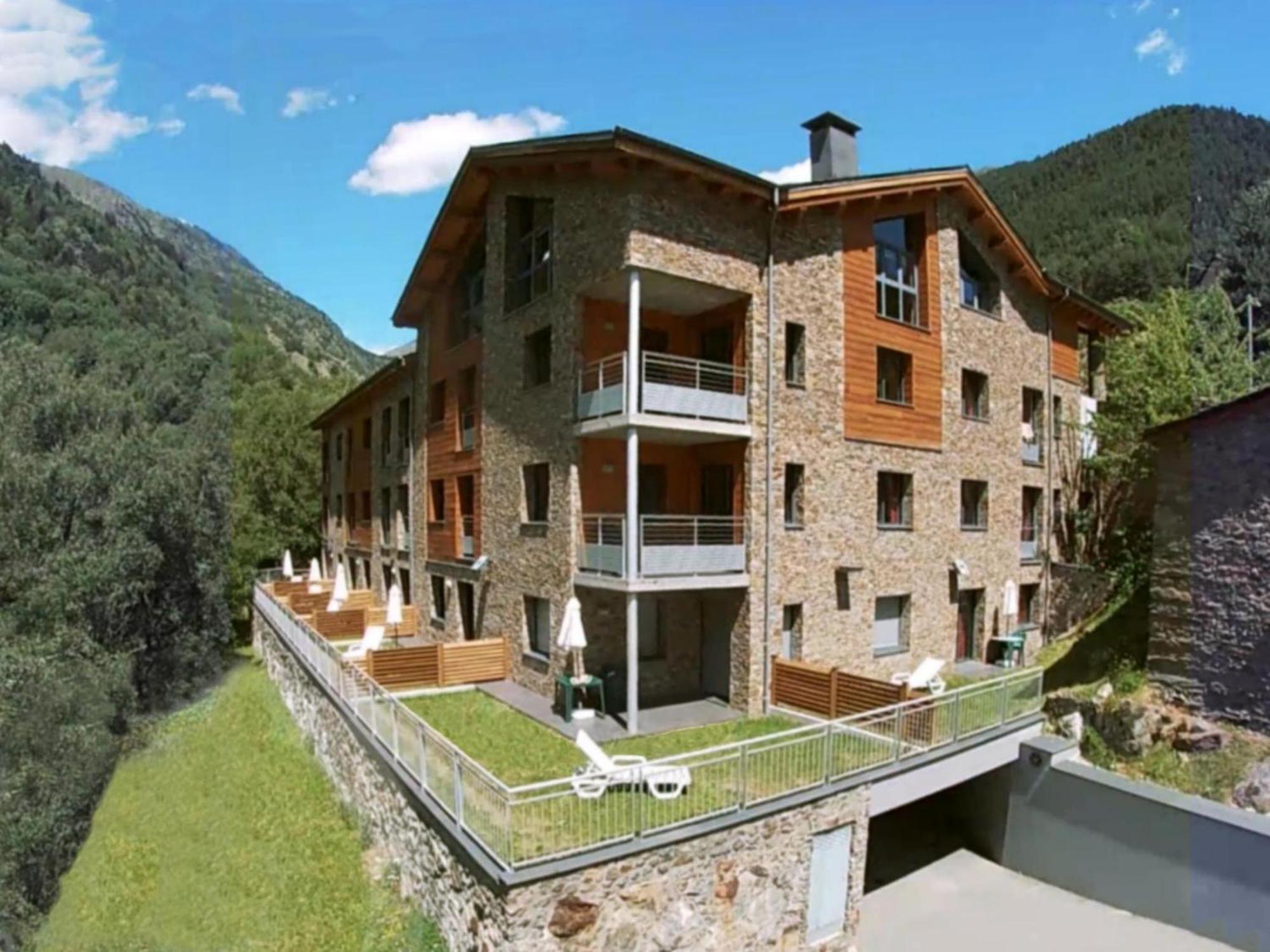 Aparthotel Rialb El Serrat Bagian luar foto
