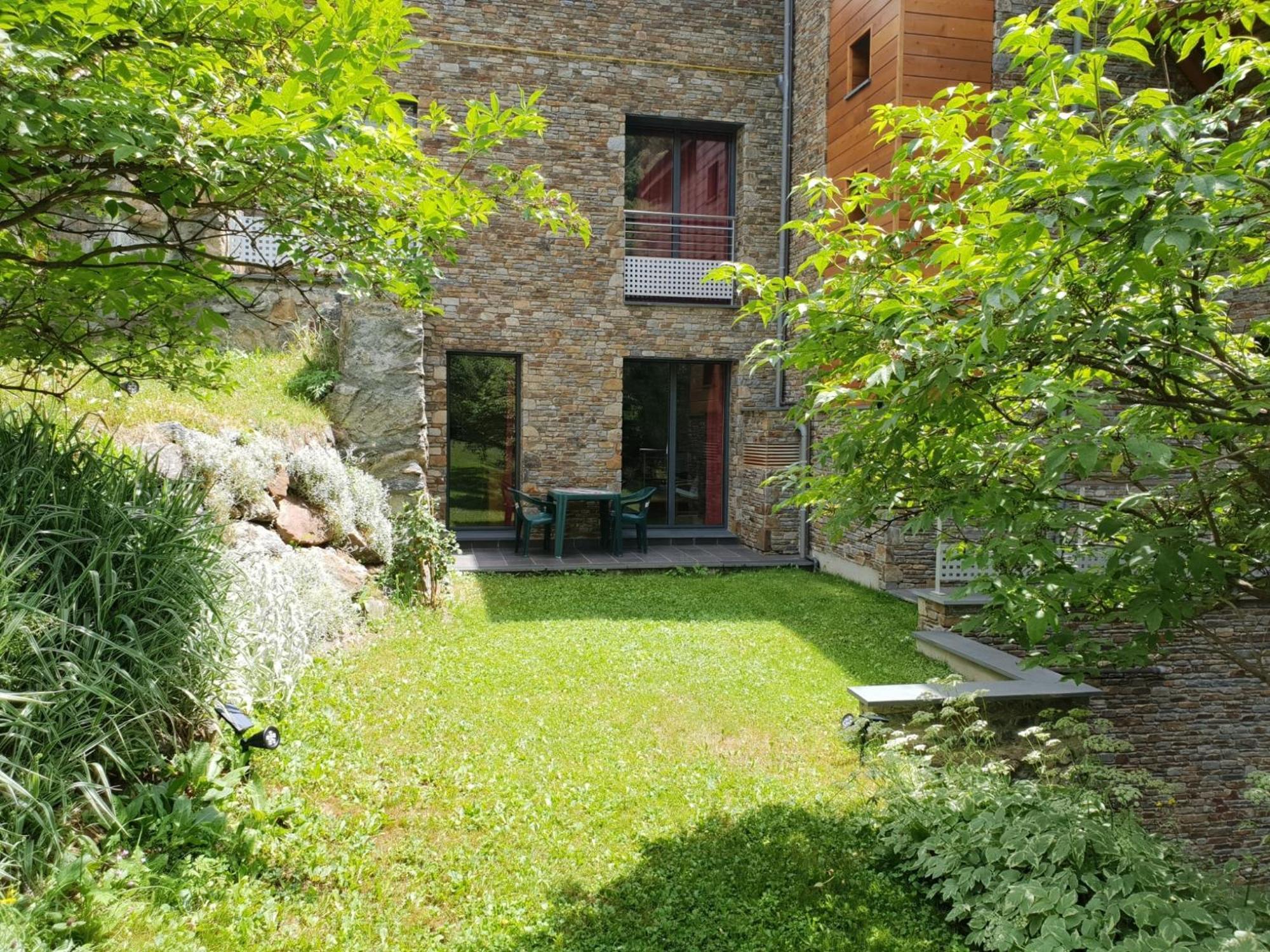 Aparthotel Rialb El Serrat Bagian luar foto