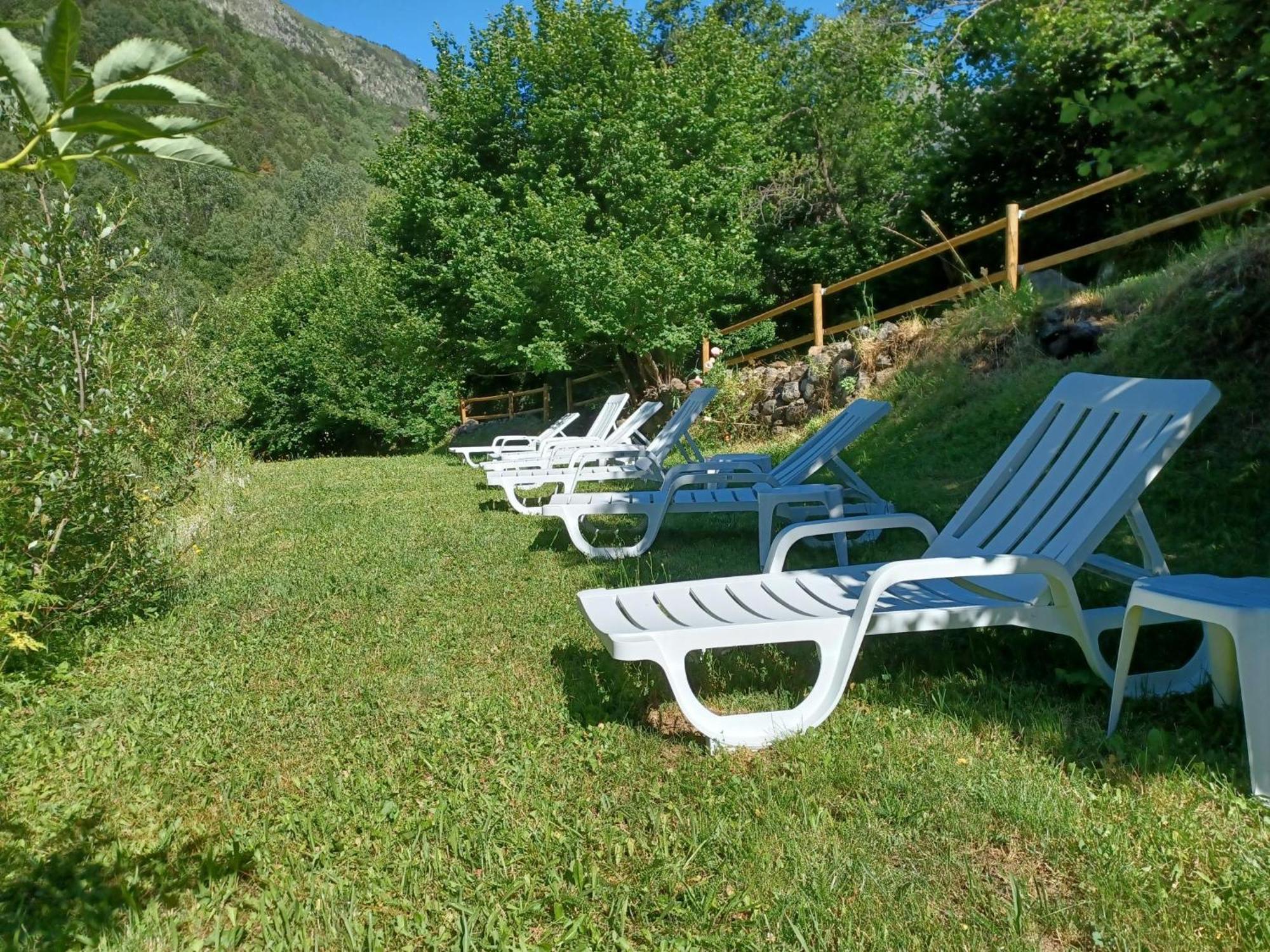Aparthotel Rialb El Serrat Bagian luar foto