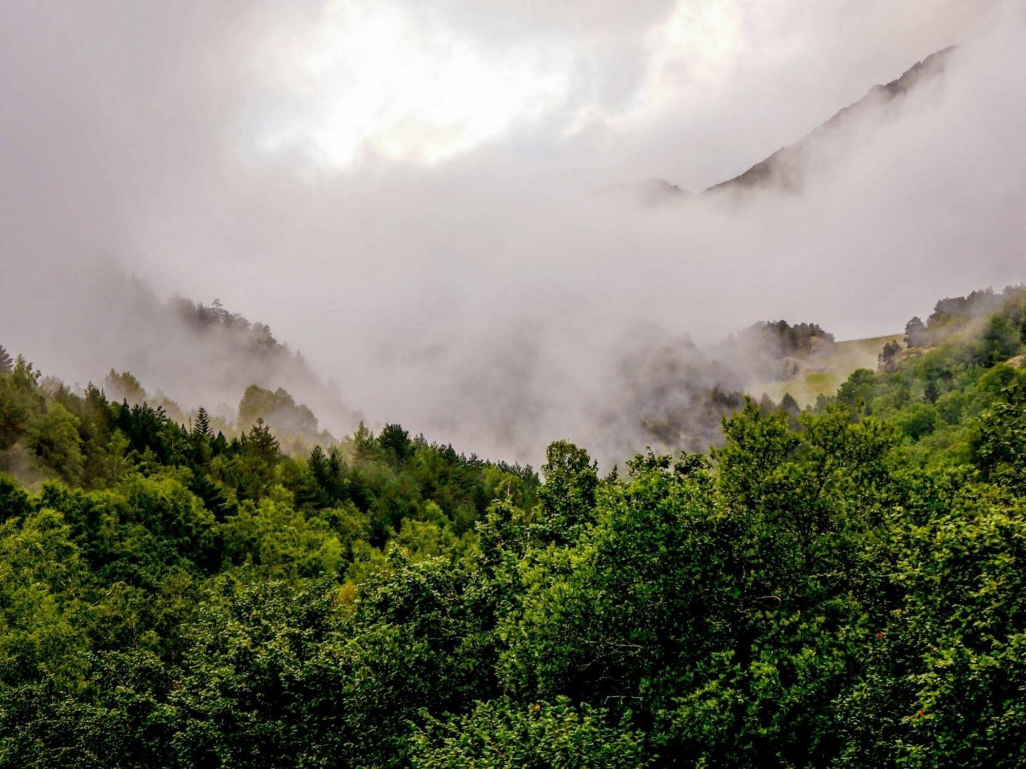 Aparthotel Rialb El Serrat Bagian luar foto
